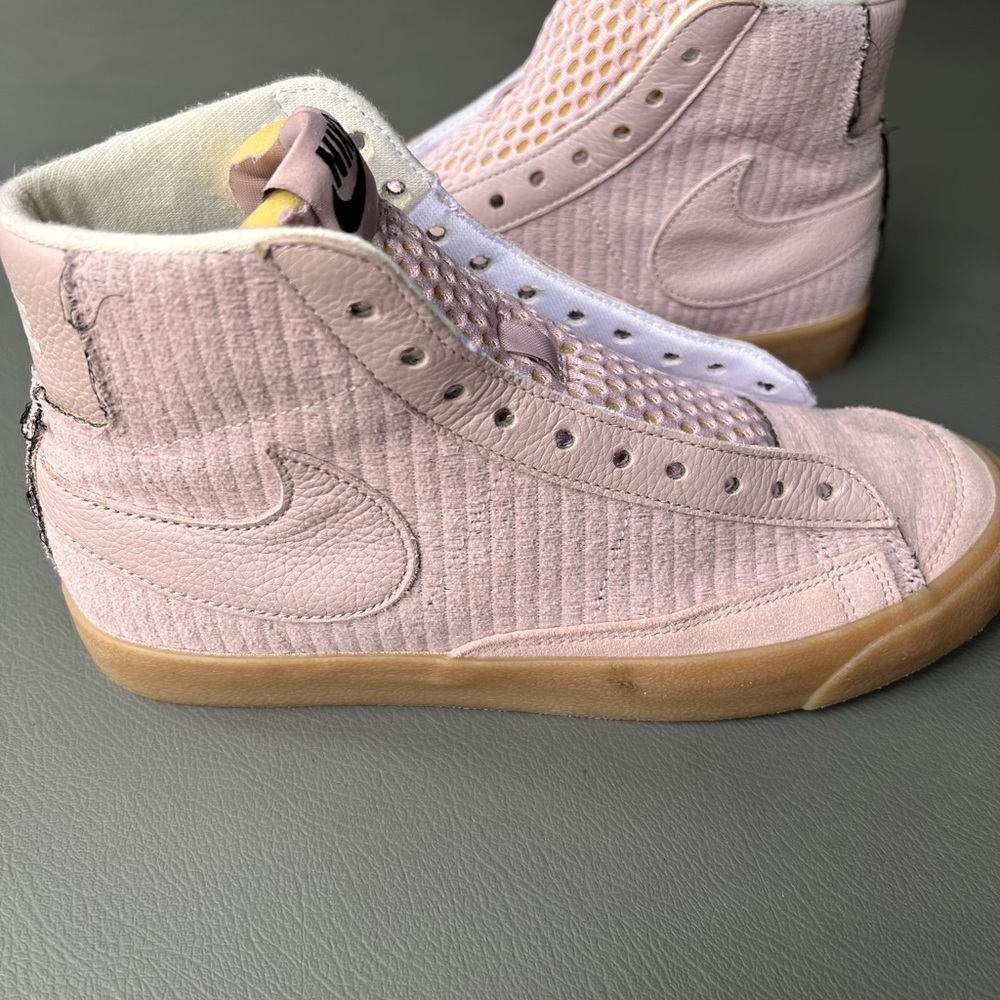 Vintage Nike Shoe